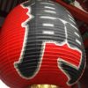 雷門、大提灯の龍　A dragon at the bottom of the lantern of Kaminari-mon Gate.